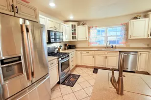 622 N 13th St, Niles, MI 49120 - Photo 9