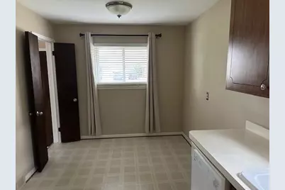 18547 Hillcrest Street, Livonia, MI 48152 - Photo 31