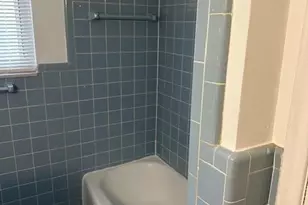 18547 Hillcrest St, Livonia, MI 48152 - Photo 25