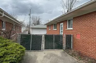 18547 Hillcrest St, Livonia, MI 48152 - Photo 45