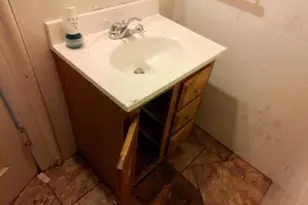 418 E Church St, Adrian, MI 49221 - Photo 5