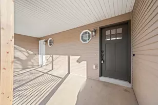 718 Tioga Park Dr, Big Rapids, MI 49307 - Photo 5