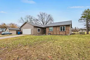 211 Orlando Ave, Holland, MI 49423 - Photo 13