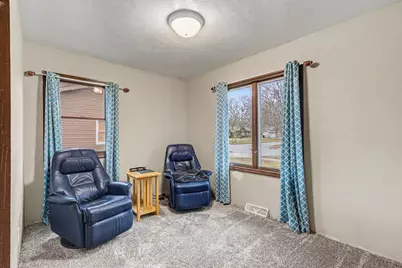 211 Orlando Avenue, Holland, MI 49423 - Photo 9