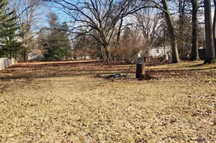 4039 N Pleasant Rd, Hillsdale, MI 49242 - Photo 9