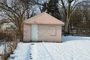 9915 Montrose St, Detroit, MI 48227 - Photo 15