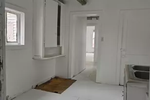 1316 Sanford St, Muskegon, MI 49441 - Photo 5