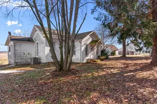 11695 Riker Rd, Litchfield, MI 49252 - Photo 11