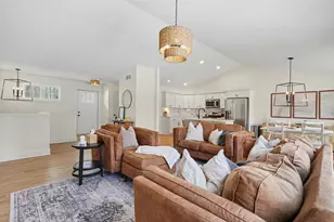 2523 Vanhorn Ct, Allegan, MI 49010 - Photo 13