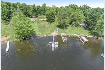 2523 Vanhorn Court, Allegan, MI 49010 - Photo 9