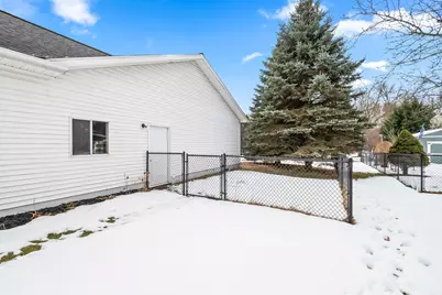 493 Salem Drive, Jonesville, MI 49250 - Photo 3