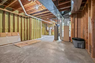 493 Salem Dr, Jonesville, MI 49250 - Photo 29