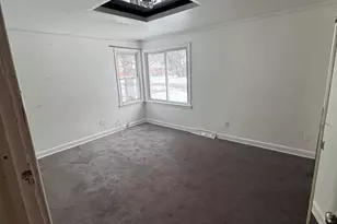 8405 Robindale Ave, Dearborn Heights, MI 48127 - Photo 11