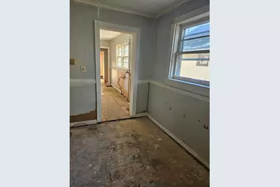 552 Pine Avenue NW, Grand Rapids, MI 49504 - Photo 3