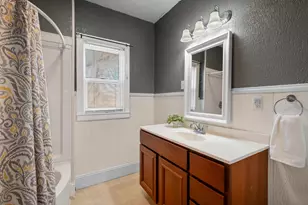 172 Riverside Dr, Battle Creek, MI 49015 - Photo 13