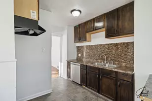 15780 Lesure St, Detroit, MI 48227 - Photo 5