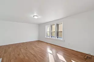 15780 Lesure St, Detroit, MI 48227 - Photo 11