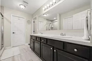 48736 Carnegie Way, Macomb, MI 48042 - Photo 17