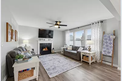 48736 Carnegie Way, Macomb, MI 48042 - Photo 7