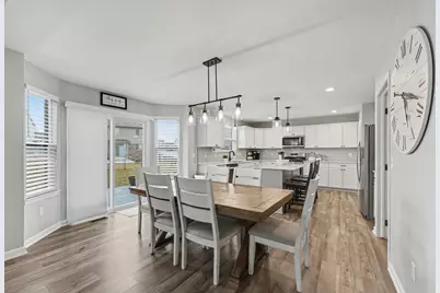 48736 Carnegie Way, Macomb, MI 48042 - Photo 9