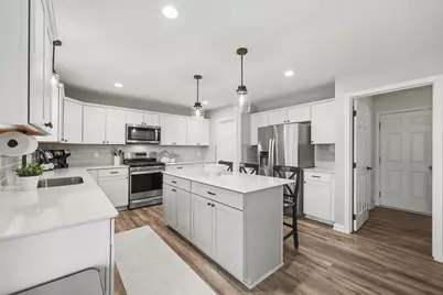 48736 Carnegie Way, Macomb, MI 48042 - Photo 11