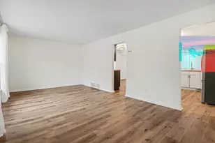 5632 Castleton Ln, Kalamazoo, MI 49009 - Photo 9