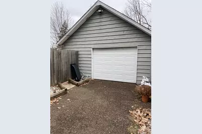 242 W South Street, Athens, MI 49011 - Photo 5