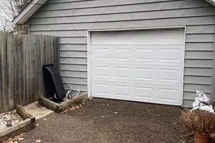 242 W South St, Athens, MI 49011 - Photo 5