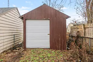 2892 Roosevelt Rd, Muskegon, MI 49441 - Photo 31