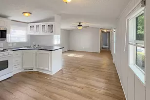 20101 Tamarack Dr, Howard City, MI 49329 - Photo 3