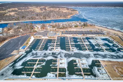 3429 Fulton Avenue #I-10, Muskegon, MI 49441 - Photo 11