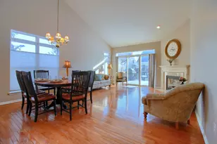 8165 Sequoia Ln, White Lake, MI 48386 - Photo 9