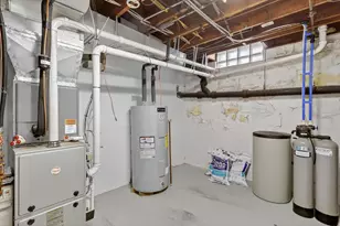 818 Parchmount Ave, Kalamazoo, MI 49004 - Photo 27