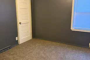 19133 MacArthur, Bedford, MI 48240 - Photo 9