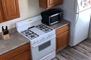 719 Fairview Ave NE, Grand Rapids, MI 49503 - Photo 3