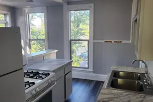 719 Fairview Ave NE, Grand Rapids, MI 49503 - Photo 17