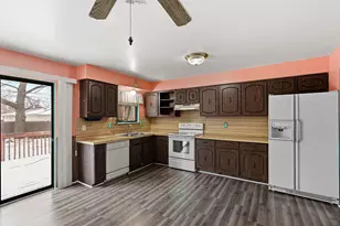 12111 Inkster Rd, Livonia, MI 48150 - Photo 7