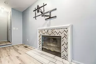 3036 Forest Creek Ct, Ann Arbor, MI 48108 - Photo 5