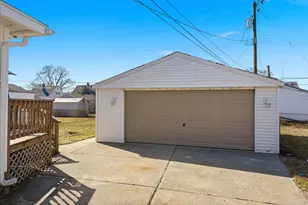 7077 Deering St, Garden City, MI 48135 - Photo 31