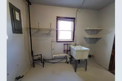 10124 Pelham Road, Taylor, MI 48180 - Photo 11