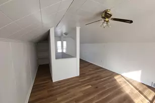 10124 Pelham Rd, Taylor, MI 48180 - Photo 15