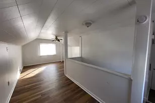 10124 Pelham Rd, Taylor, MI 48180 - Photo 13
