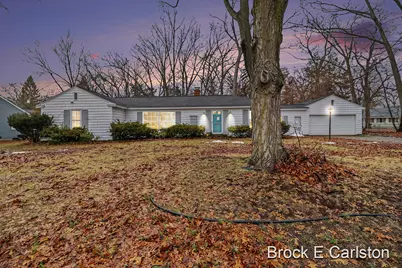 428 Oaknoll Drive, Muskegon, MI 49445 - Photo 3