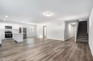 1006 Cedarwood Dr, Greenville, MI 48838 - Photo 3