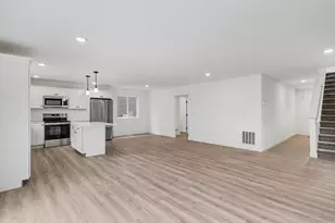10077 Kearns Ct, Portage, MI 49024 - Photo 3