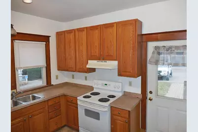 212 W Michigan Avenue, Saline, MI 48176 - Photo 5