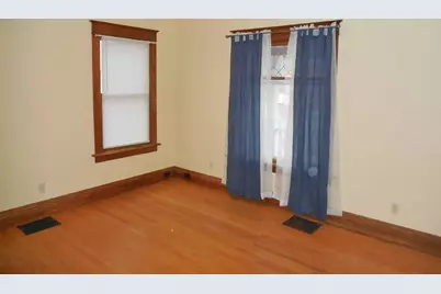 212 W Michigan Avenue, Saline, MI 48176 - Photo 3