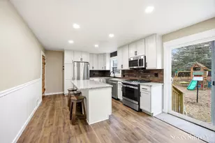 4595 Wakefield Ave NE, Comstock Park, MI 49321 - Photo 11