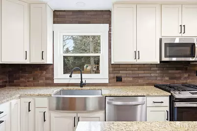 4595 Wakefield Avenue NE, Comstock Park, MI 49321 - Photo 11