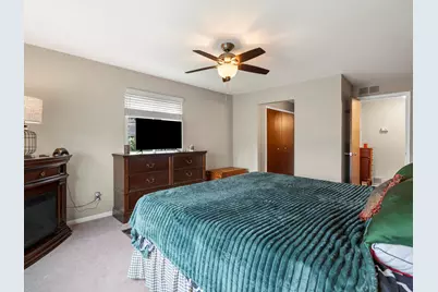 953 Country Club Drive, Saint Clair Shores, MI 48082 - Photo 13